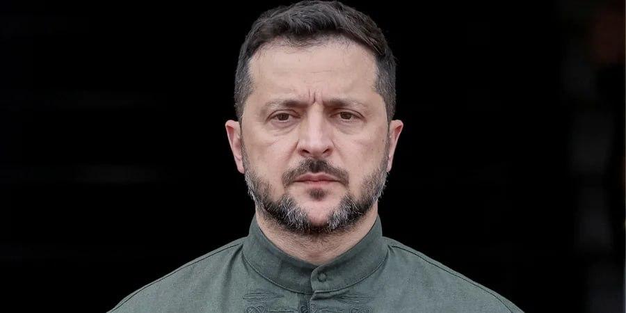 «Жодне судно не заходить і не виходить»: Зеленський заявив про зупинку руху в порту Новоросійська