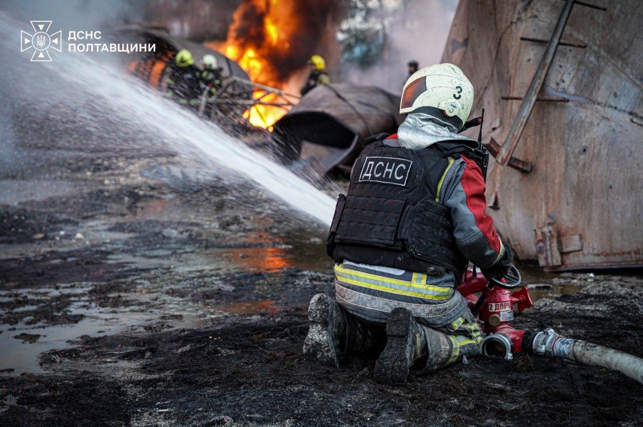 За вечір у трьох районах Києва зафіксували влучання та падіння уламків російських дронів