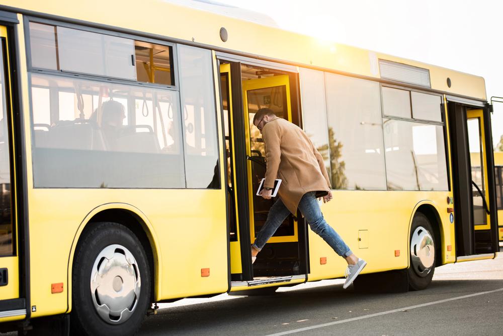 У Києві змінено рух низки тролейбусів та автобусів