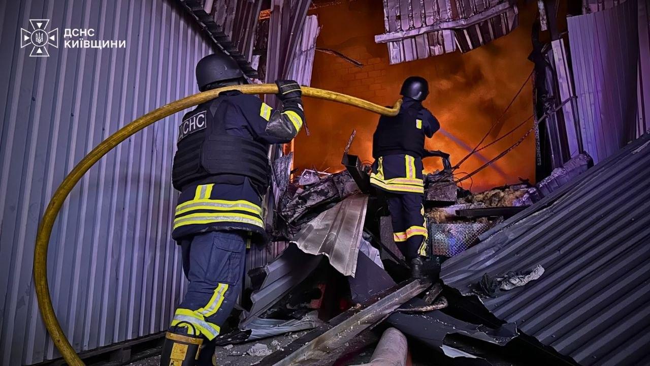 П’ять районів Київщини постраждали внаслідок ворожих ударів
