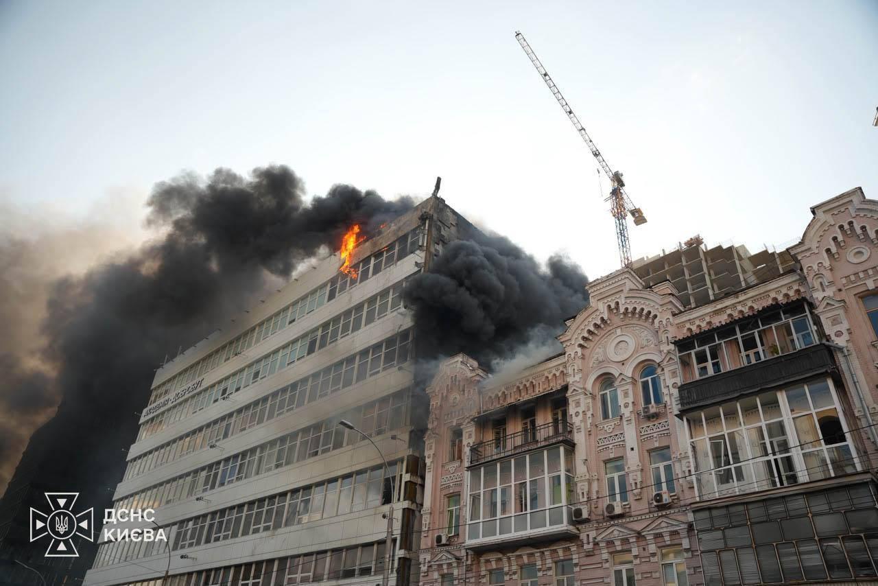 Шестеро із семи постраждалих у “Добробуті” – співробітники клініки