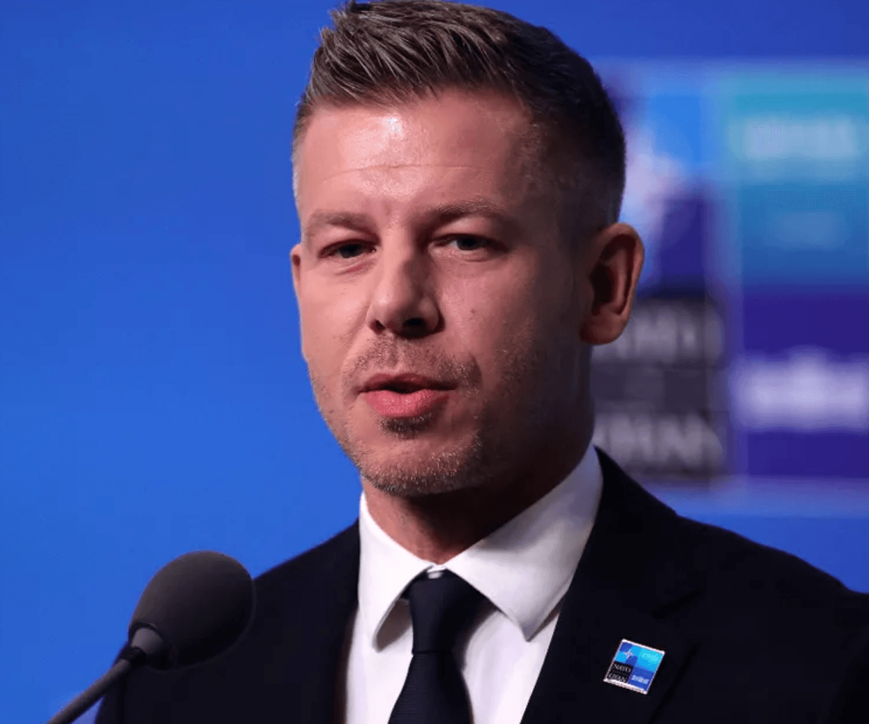 Угорщина надаватиме захист українським чоловікам попри нові правила ЄС