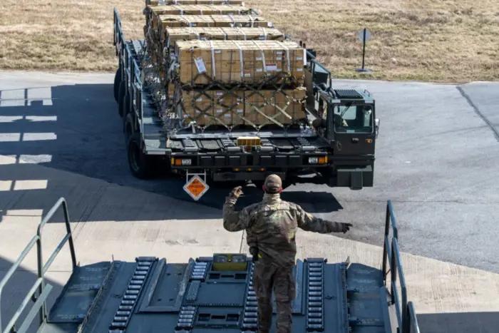 Італія припинила надавати військову допомогу Україні через суперечки в уряді