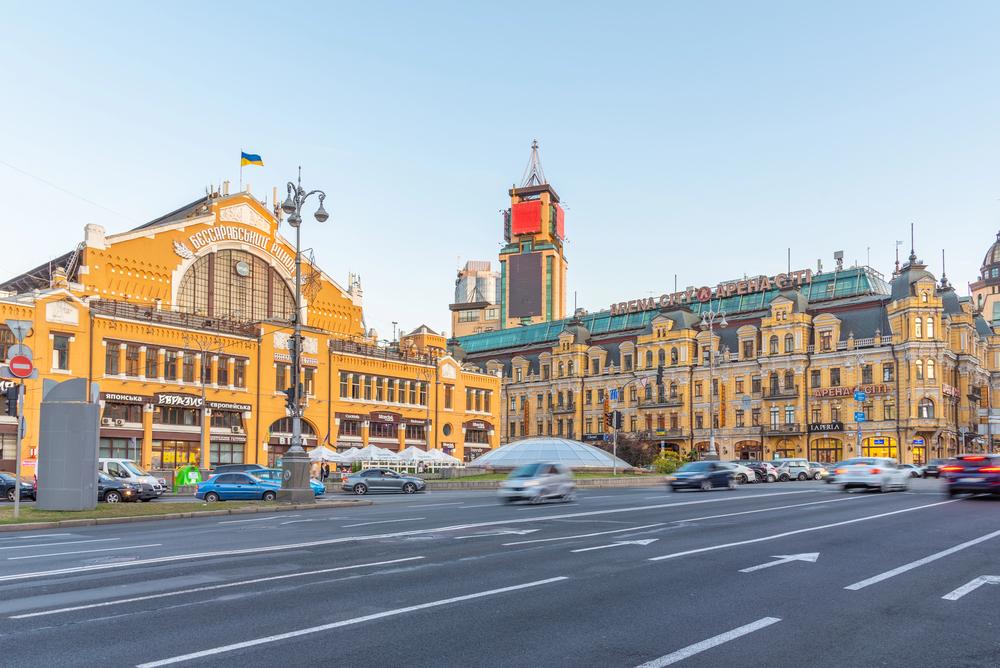 На розі Басейної та Бессарабського проїзду частково обмежать рух