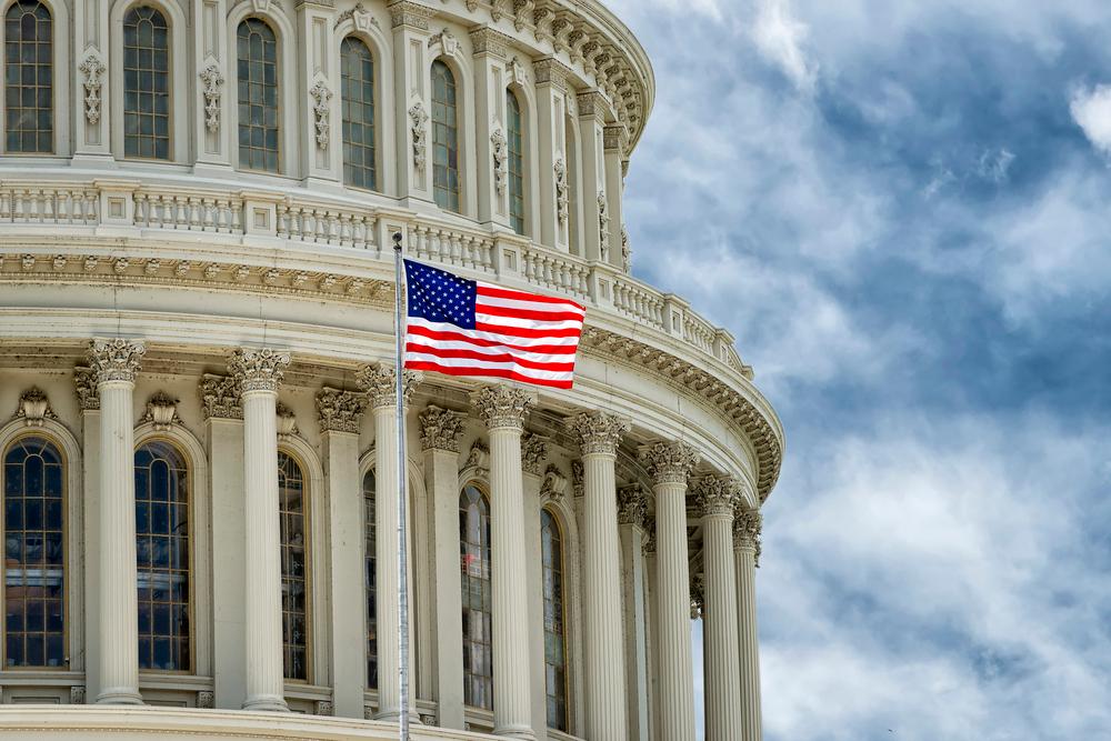 Сенатори США звинуватили Трампа у порушенні закону через угоду про дизель