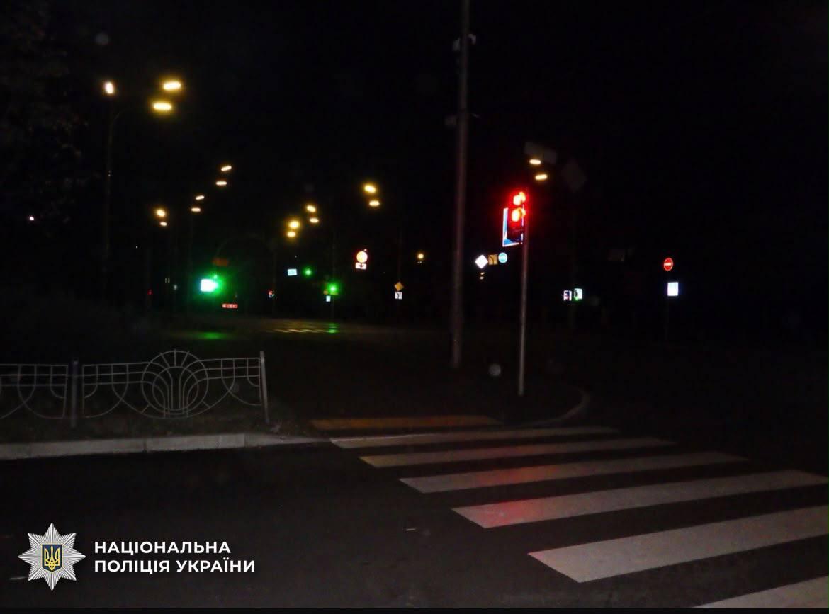 У Києві двоє підлітків жорстоко побили та пограбували перехожого