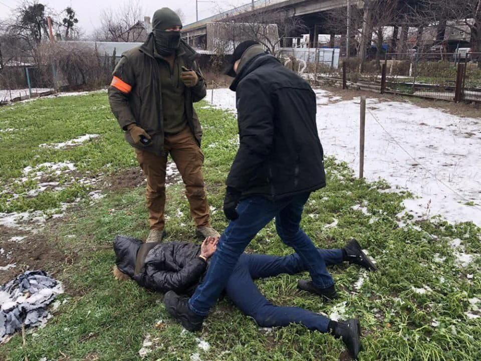 взяточник