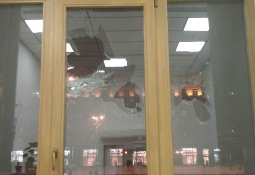 Разбитое окно Киеврады