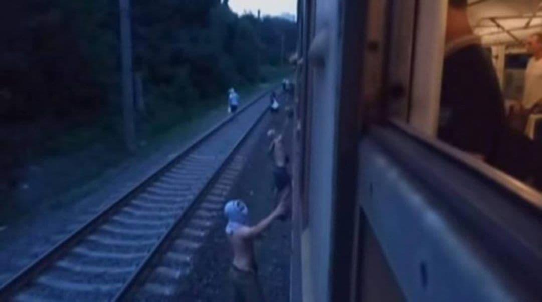 Вандалы электричка