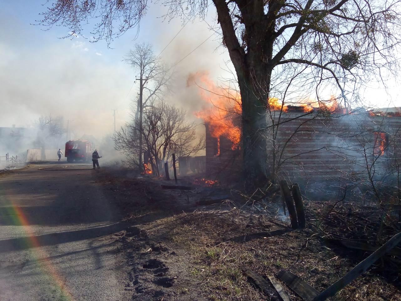 Сгорел дом из-за травы