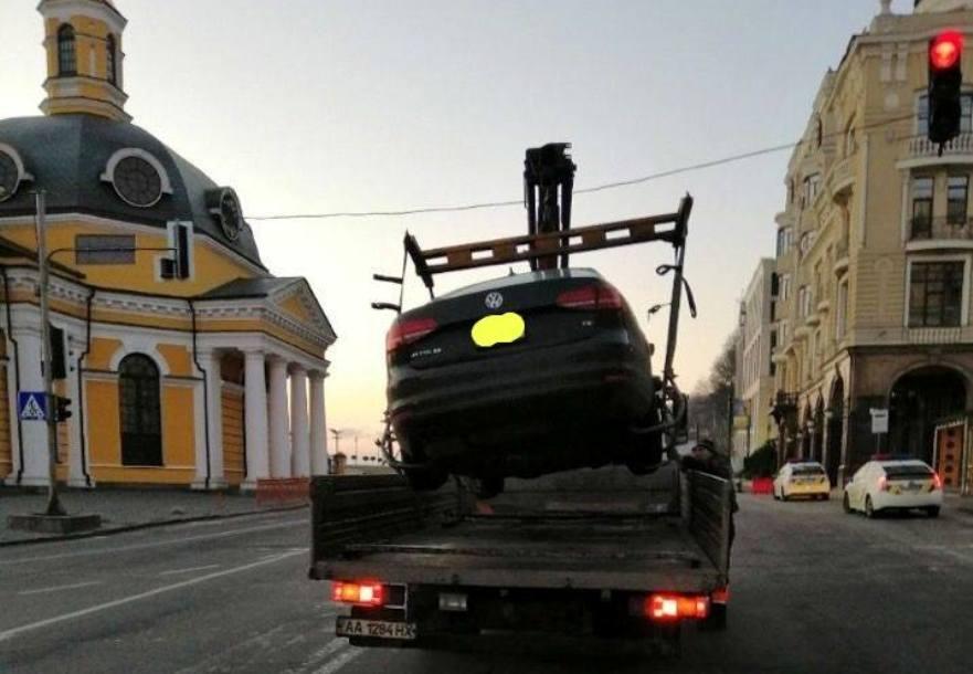 эвакуация авто