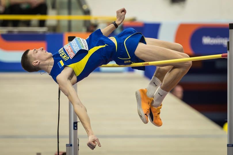 український стрибун олег дорощук