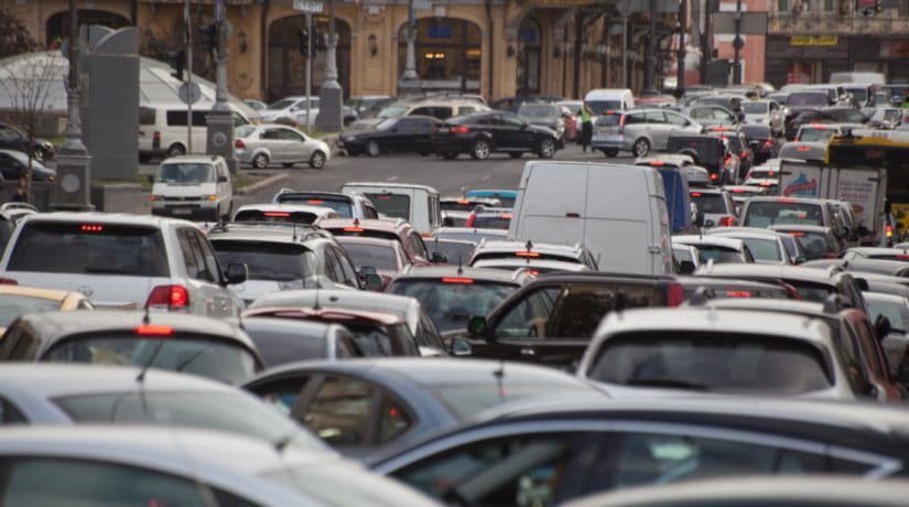 Киев вошел в топ-15 самых перегруженных автомобилями городов мира