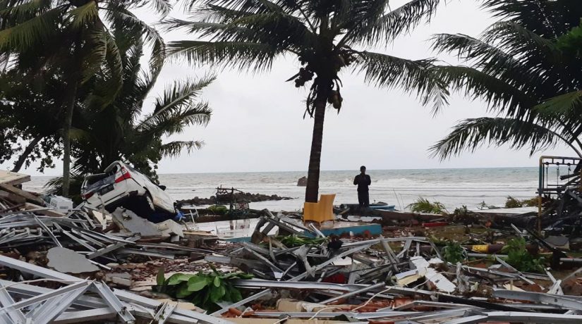 Украинцев нет среди пострадавших от цунами в Индонезии