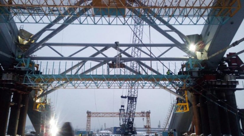 На Подольско-Воскресенском мосту смонтирована одна из самых сложных конструкций