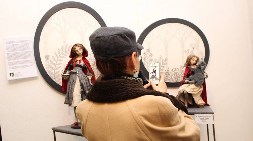В Музее истории Киева проходит выставка авторских кукол «Кукольное чудо»