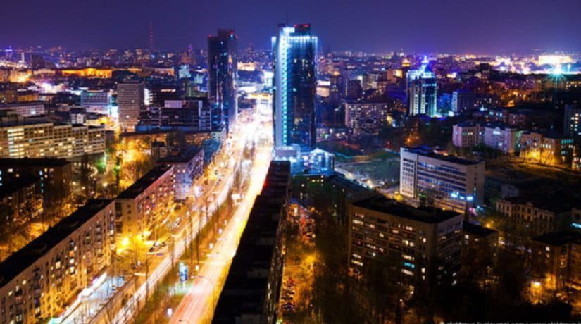 В Киеве запустили систему управления уличным освещением