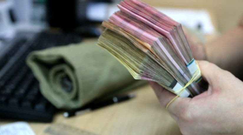 Задержан 22-летний мошенник, пытавшийся снять 200 тысяч гривен с чужого банковского счета