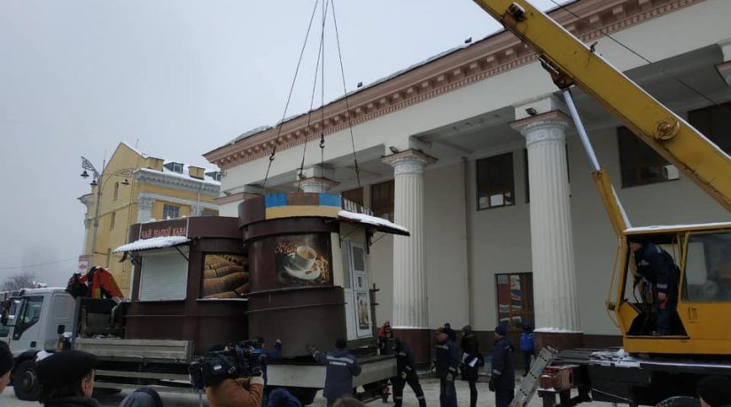 В январе в Киеве демонтировали более ста незаконных сооружений
