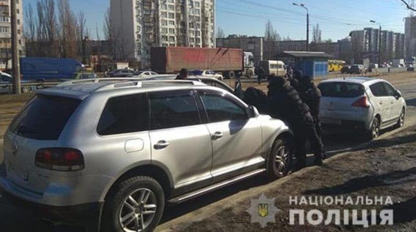 Полковник полиции купил в Киеве девять квартир, продавая служебную информацию