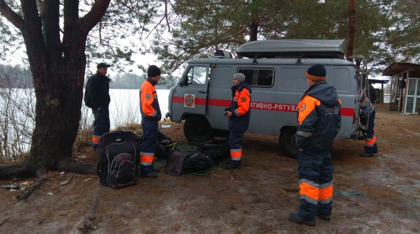 На реке Днепр пропали трое мужчин: поиски продолжаются второй день