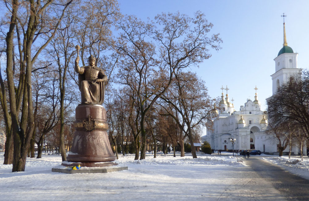 Памятник Ивану Мазепе в Полтаве