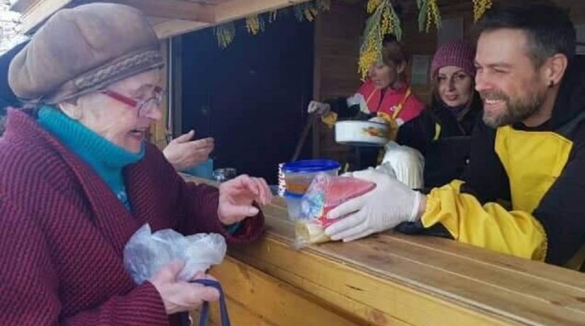 В Днепровском районе открылась вторая точка бесплатного питания «Обед без бед»