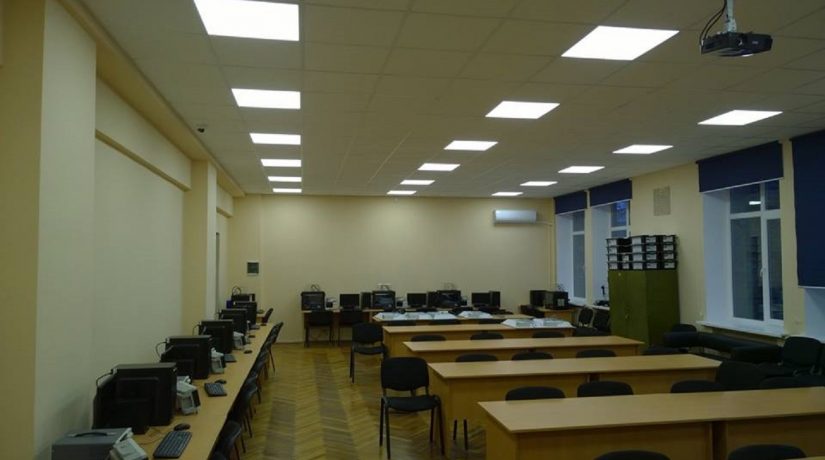 В Киеве открывается детская школа микроэлектроники