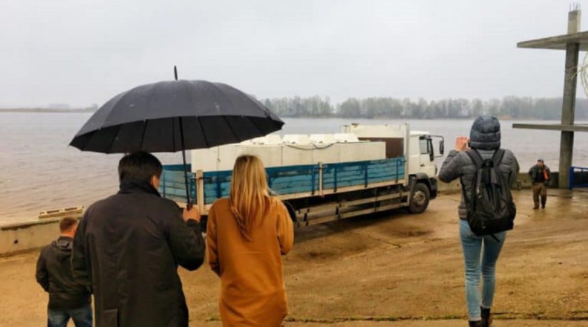 В Днепр возле Киева выпустили три тонны рыбы