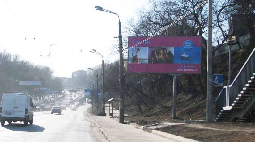 Улицу Елены Телиги очистили от рекламы
