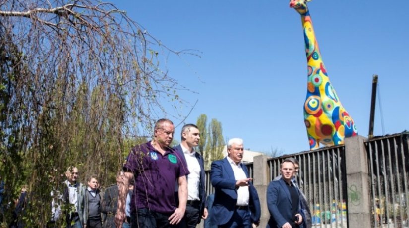 Обновленный вход в киевский зоопарк откроют в июле