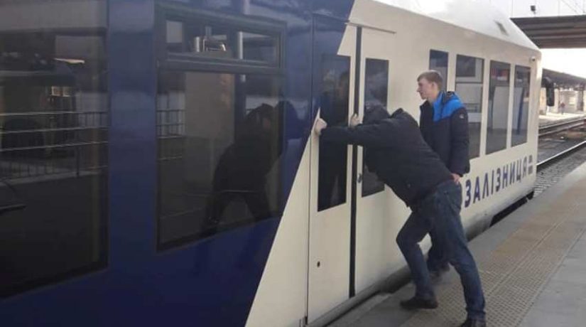 Экспресс Kyiv Boryspil Express снова сломался