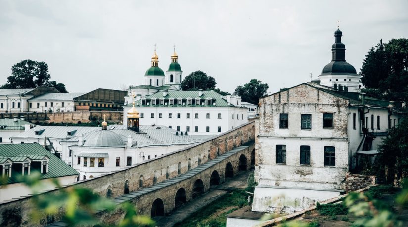 В Киеве проверят объекты культурного наследия и культовые сооружения