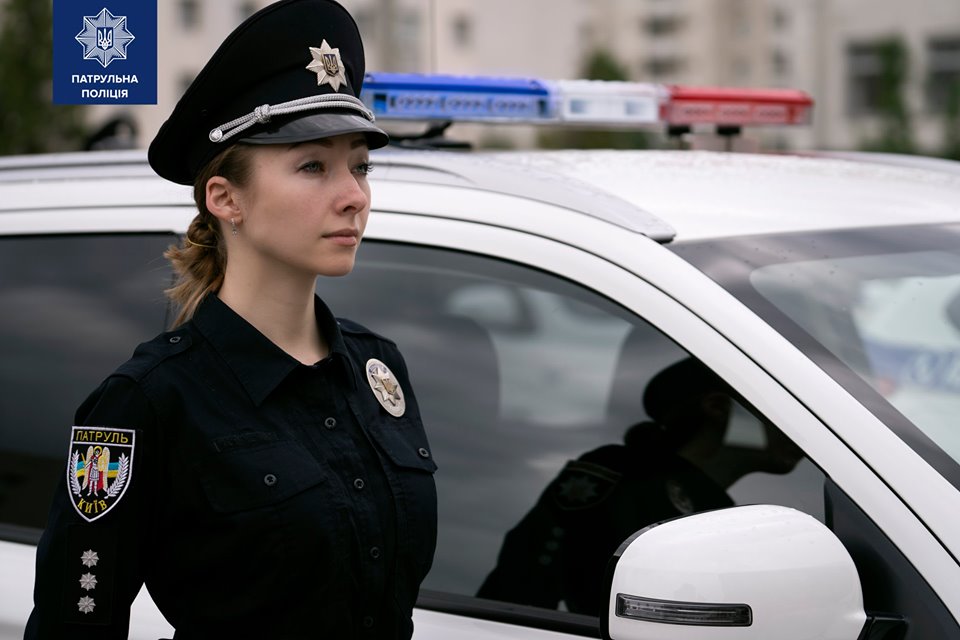 патрульная полиция, Mitsubishi Outlander PHEV