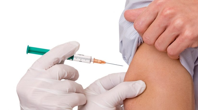 В Украине сняли ограничения на бесплатные прививки от кори