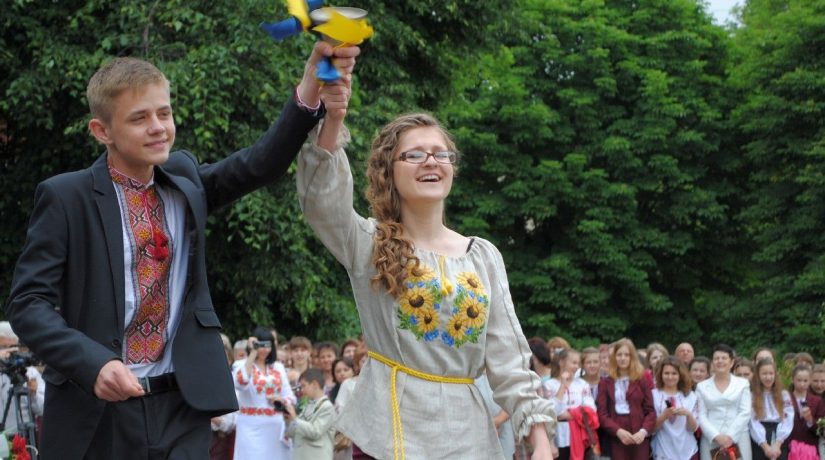 Последний звонок в школах Киева пройдет 31 мая