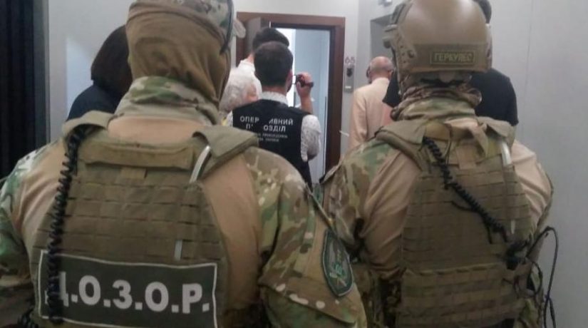 В Киеве и области проводят обыски по делу о фальсификации онкопрепаратов