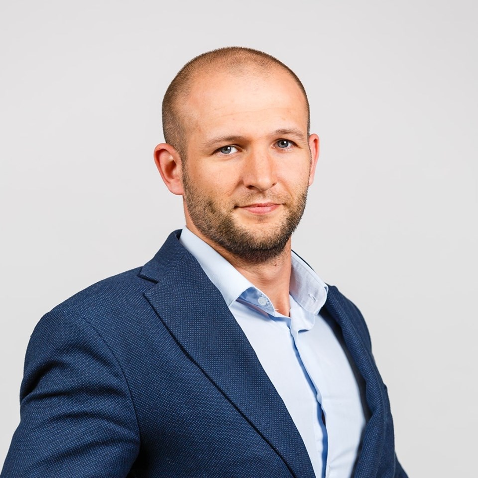 Евгений Пархоменко