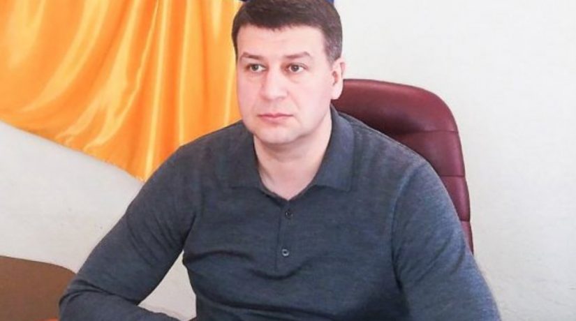 Мэра Василькова отстранили от должности за подкуп избирателей