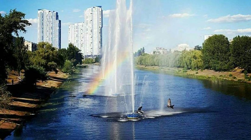 Из-за непогоды произошло аварийное отключение фонтанов на Русановском канале