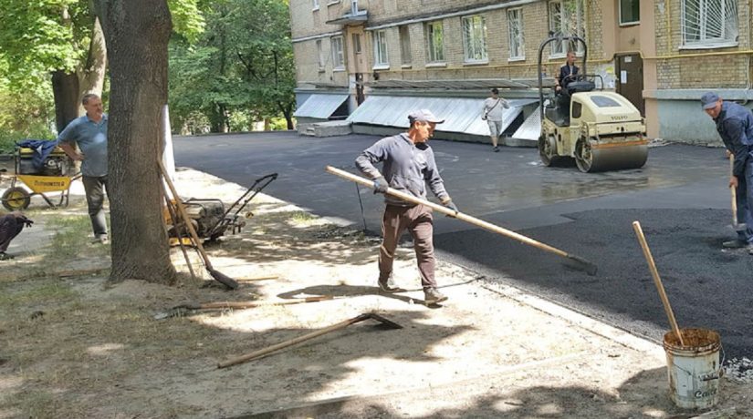 В Подольском районе отремонтируют более 30 дворов