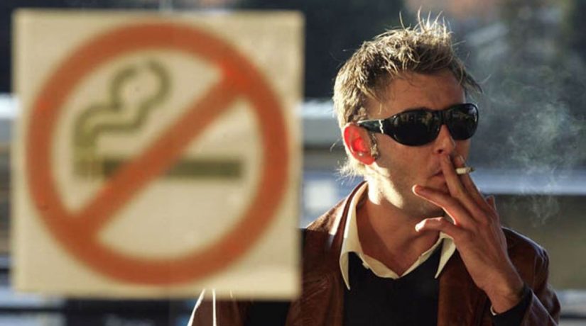 В этом году курильщики Киева заплатили более 90 тысяч гривен штрафов
