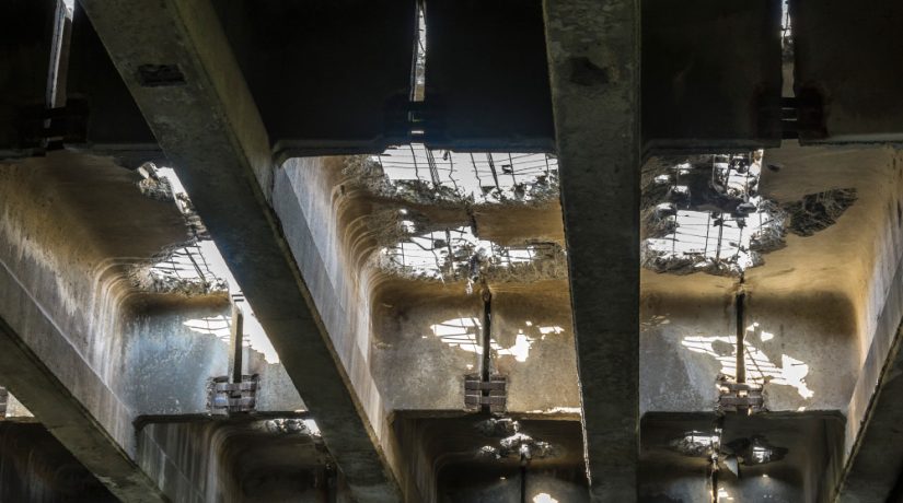 В процессе демонтажа стало заметно ужасное состояние Борщаговского моста