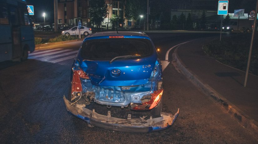 На Окружной дороге Audi влетела в Hyundai, пострадал ребенок