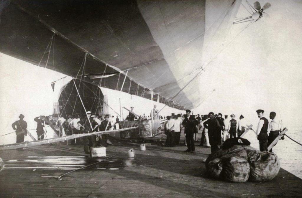 Luftschiff Zeppelin – 1, предполетная подготовка, 1900 год.