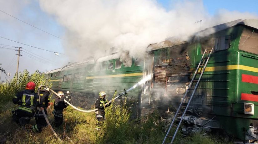 На вокзале в Николаеве сгорел локомотив поезда «Херсон – Киев»