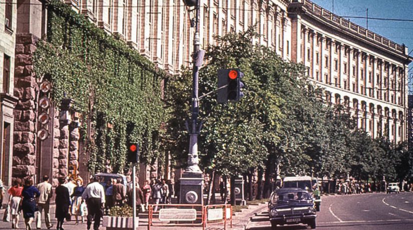 День рождения светофора: как он работает и нужен ли Киеву желтый сигнал?