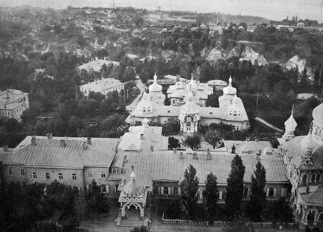 1900-е годы Вид Покровского монастыря с вершины собора