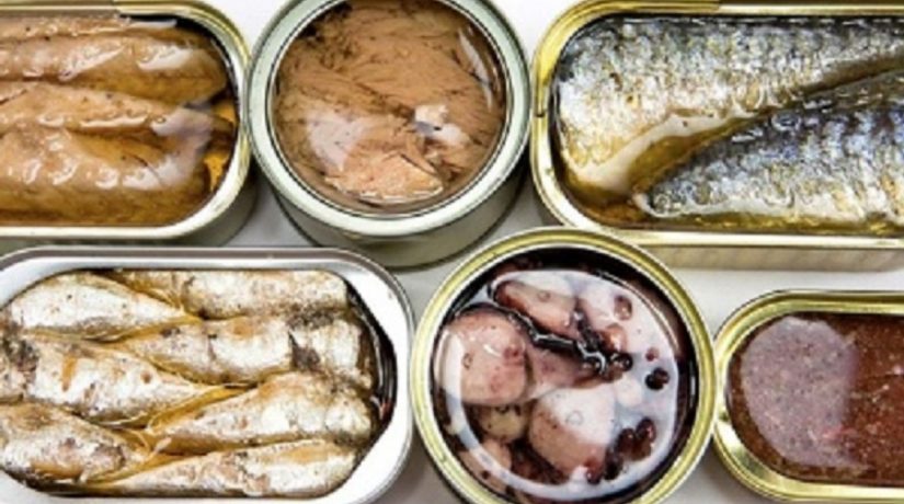 Под Киевом человек заболел ботулизмом из-за употребления рыбных консервов