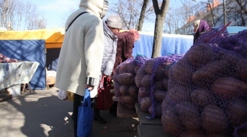 Цены на картошку в Киеве уже выше, чем в Европе